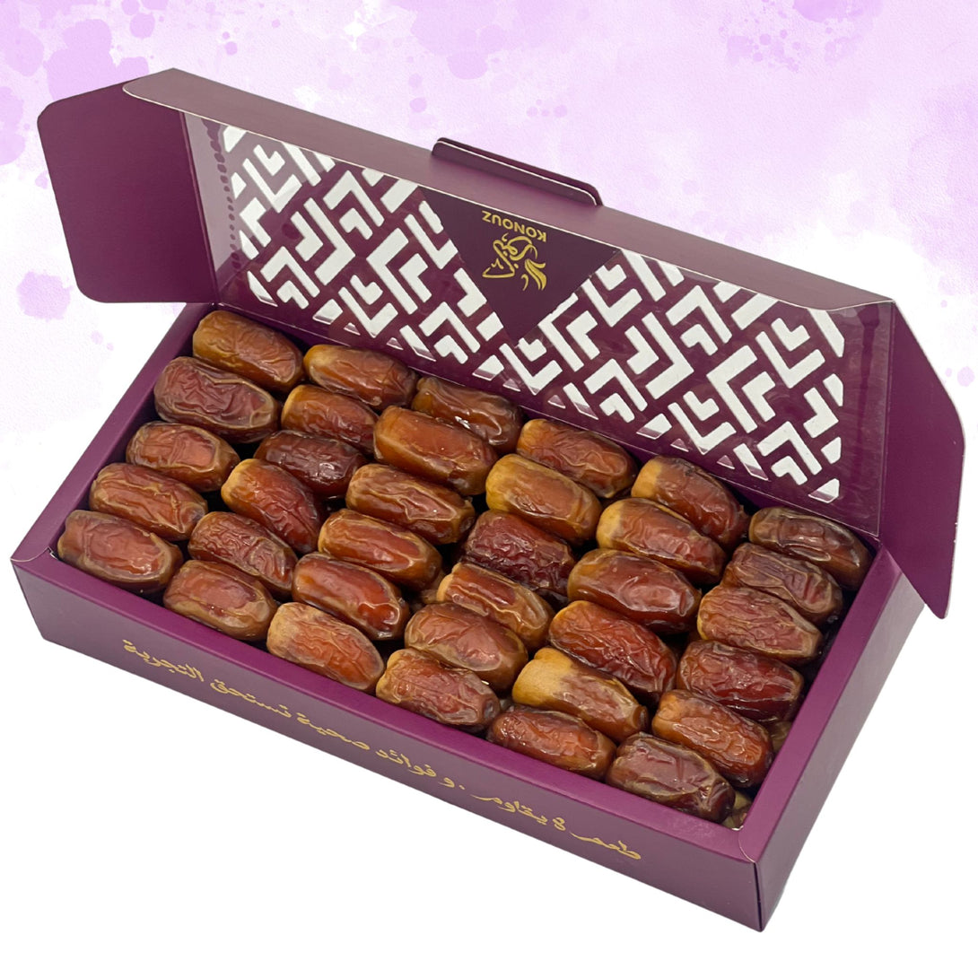 Sagai Soft dates in 1 KG elegant gift box – premium Saudi dates