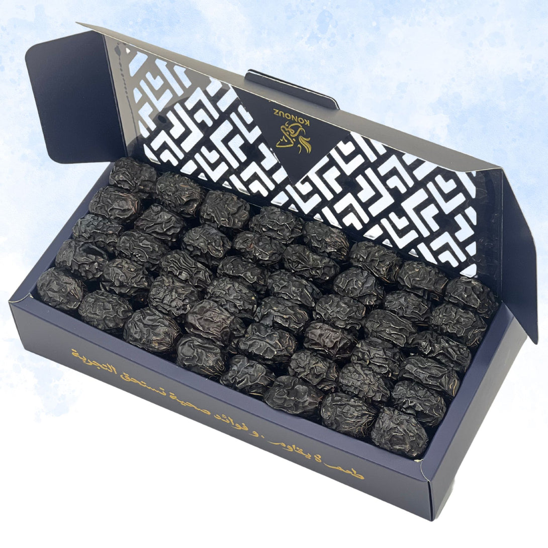 Ajwa Al Madina dates in 1 KG elegant gift box – premium Saudi dates